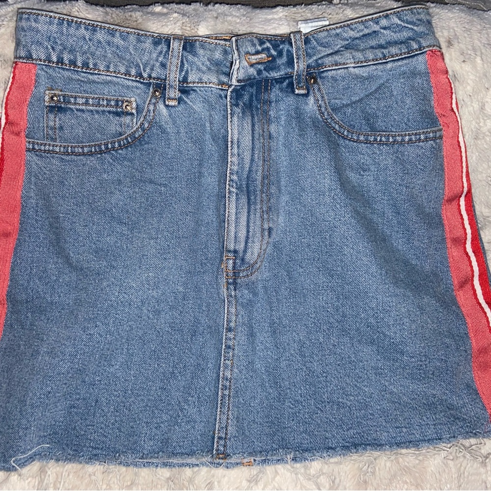 Denim blue jean skirt with white/red stripes on sides